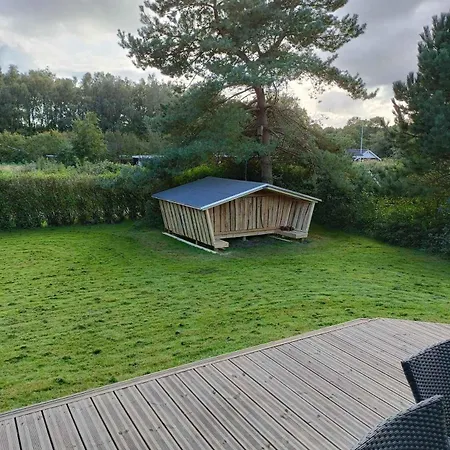 Ved Hvalpsund Ferienhaus Farsø