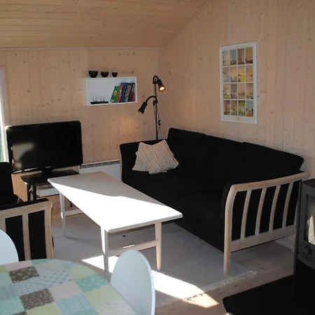 Ved Hvalpsund *