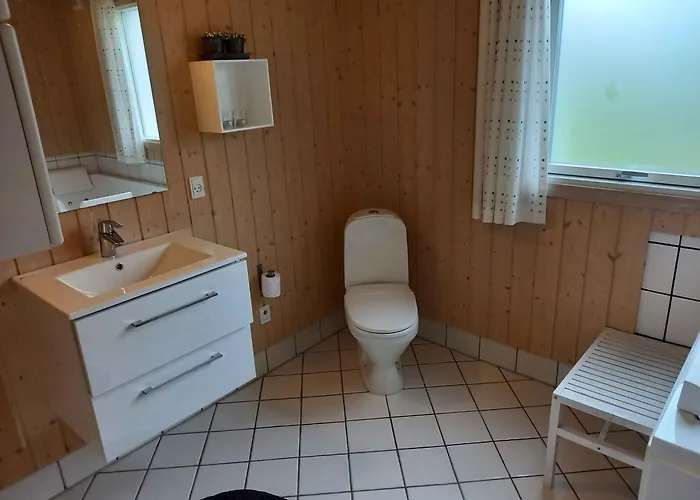 Ved Hvalpsund